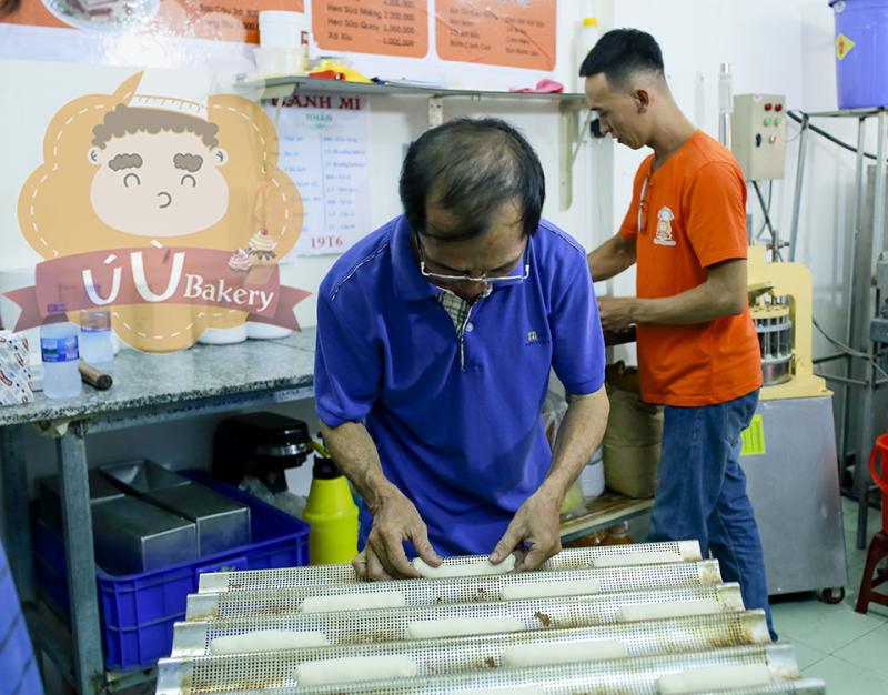 Khoá học làm bánh mì Việt Nam | Chia sẽ bí quyết kinh doanh lò bánh mì 14