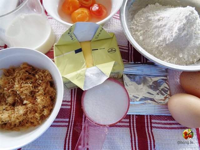 Cách Làm Bánh Mì Mặn Trứng Muối Ngon Mê Ly. Hình ảnh 2