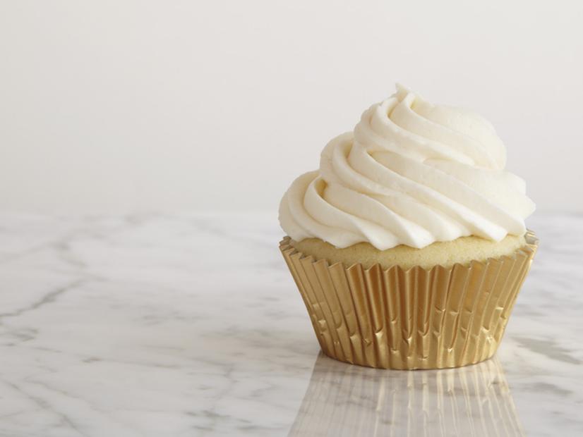 Cách phân biệt 2 loại bánh: Cupcake với Muffin. Hình ảnh 1