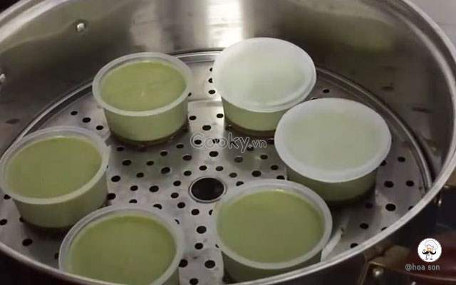 Hướng dẫn cách làm bánh flan trà xanh ngon ngây ngất. Hình ảnh 10