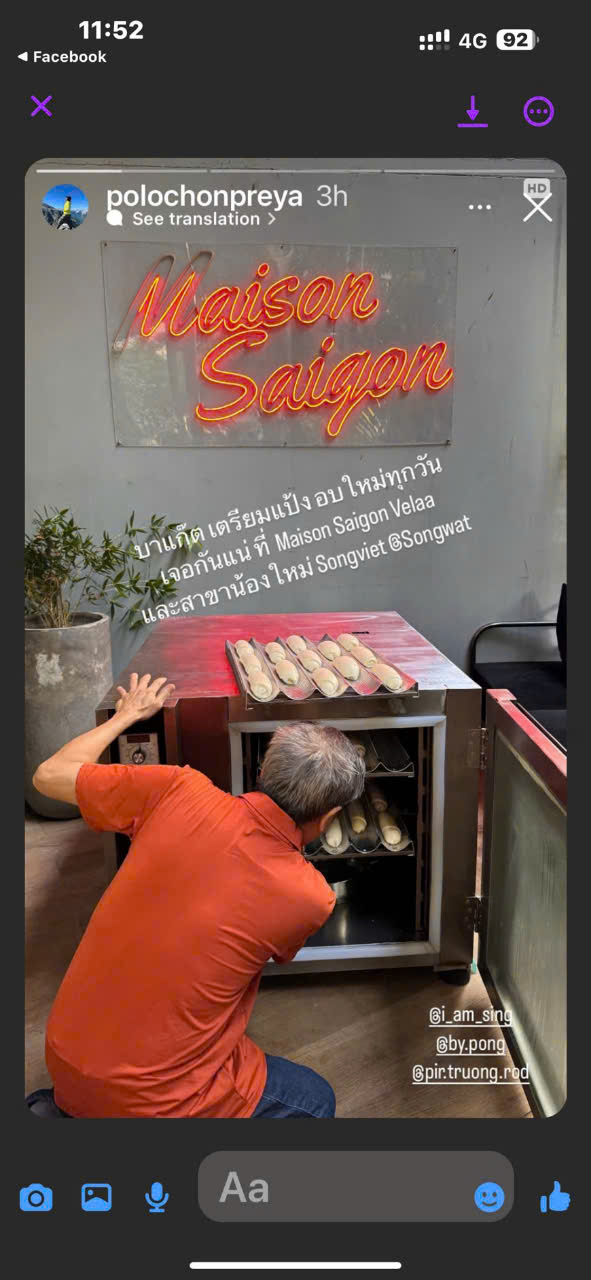 thày dạy làm bánh mì tại Thái