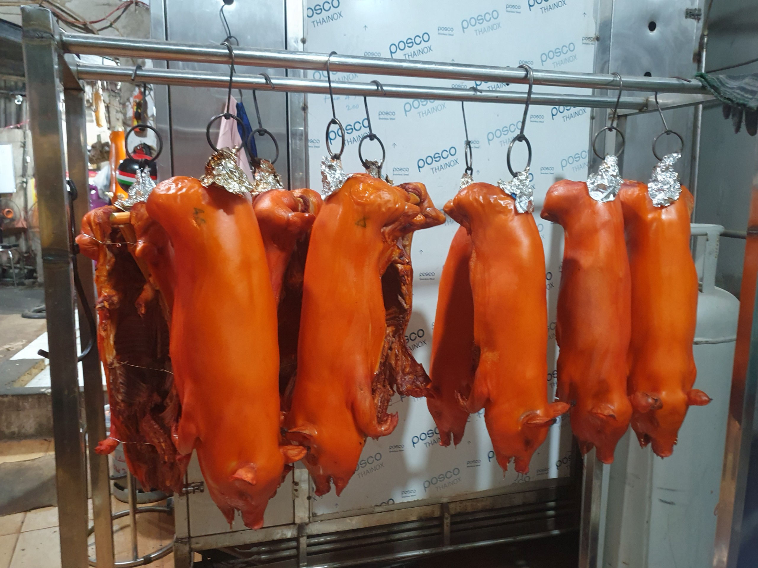 học làm heo sữa quay nguyên con